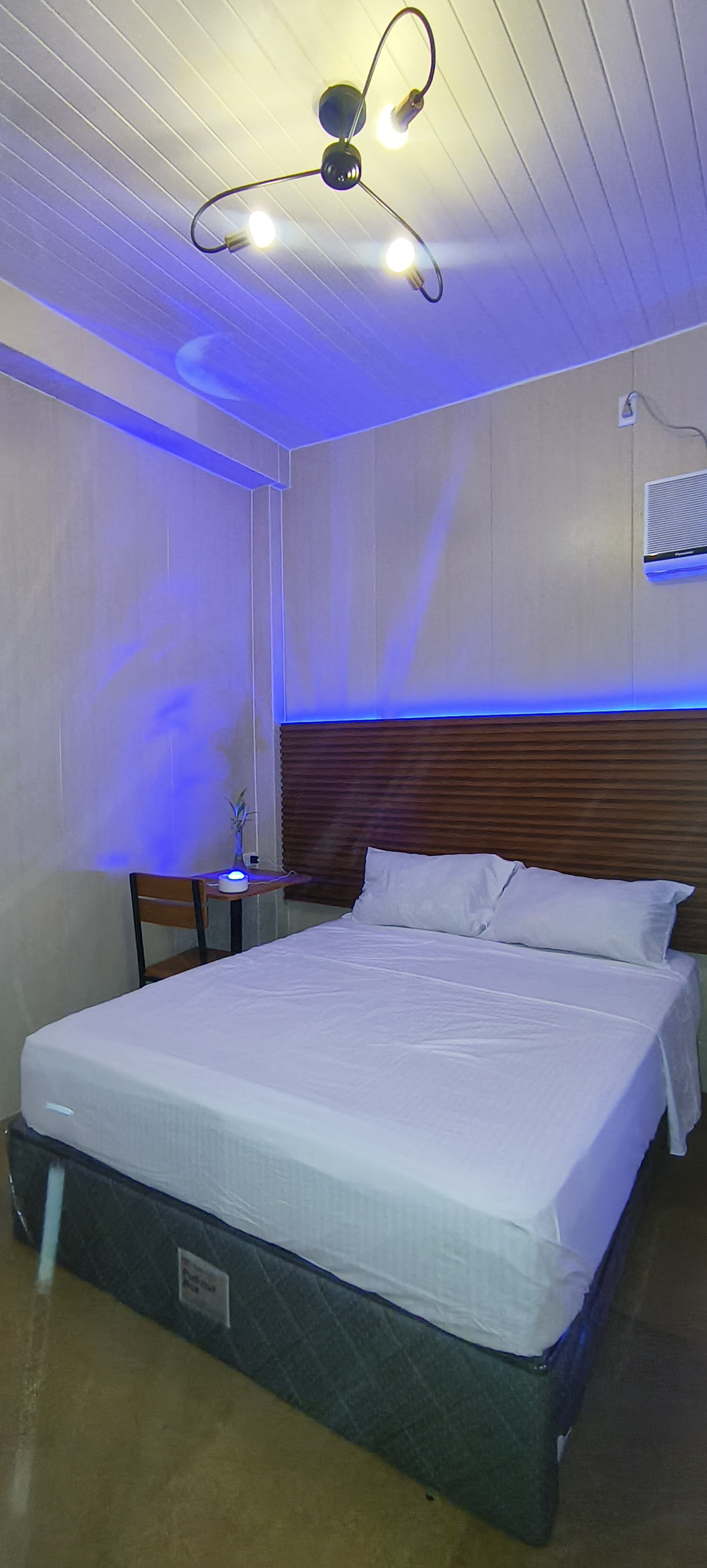 Room Gallery Image